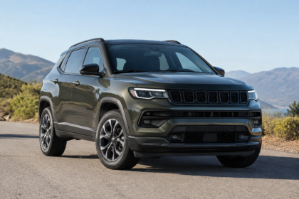 Jeep оголосила ціни та оновлення оснащення Compass 2027