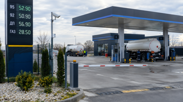 Дефіциту пального в Україні не буде — як працює ринок