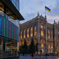 Банки сокращают ОВГЗ, а население добавляет по 4 млрд ежемесячно