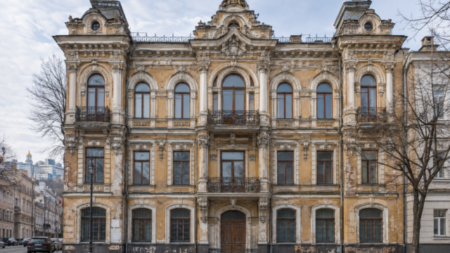 Компанію Жеваго зобов’язали реставрувати будинок на Саксаганського 38