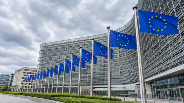 Єврокомісія шукає шляхи покриття дефіциту фінансування України у 2027 році