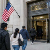 Министерство внутренней безопасности США сохранило действие TPS для около 240 000 украинцев